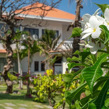 Blooming Lotus Resort Spa