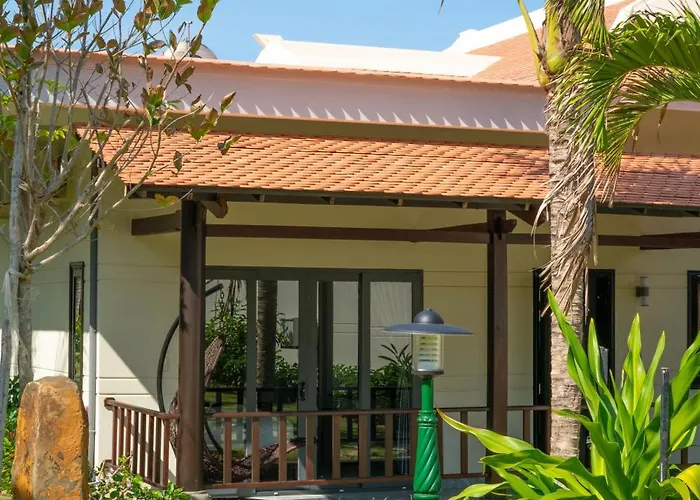 Khu nghỉ mát Blooming Lotus Phan Thiết